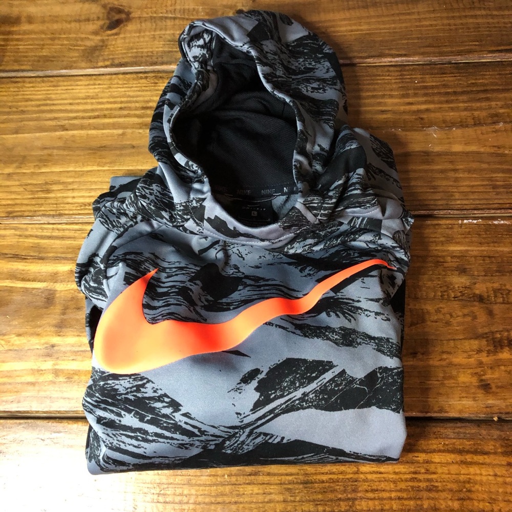 Nike Camo Hoodie
